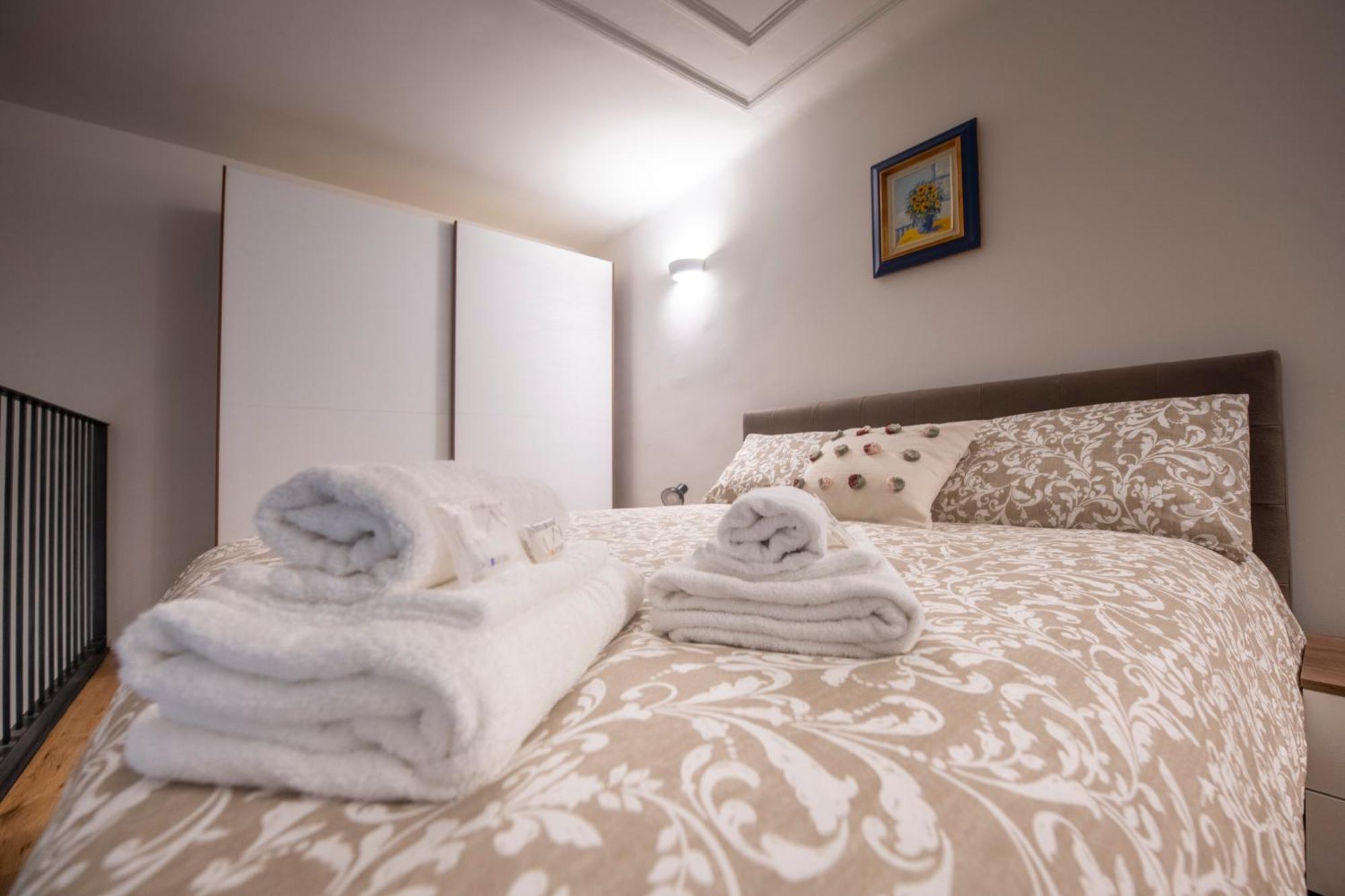 258 - The Loft In Largo Zecca - Luxury Nel Cuore Di Genova Exterior foto